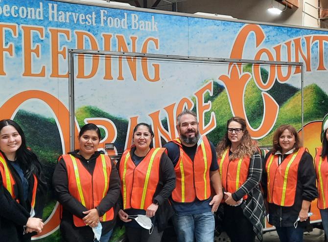 Employee volunteers at Second Harvest Food Bank in Orange County